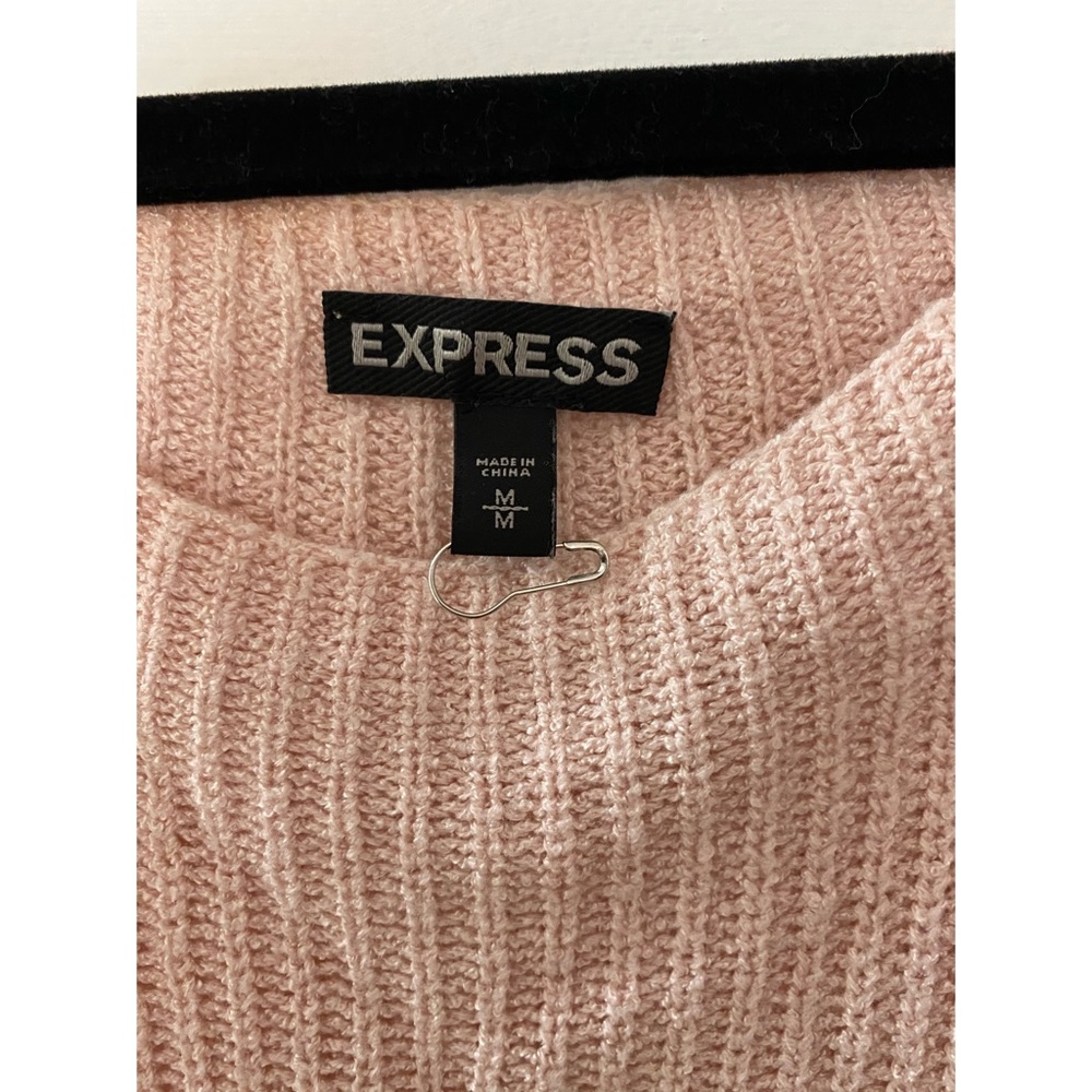 Express sweater 👚 bundle: 2 for $16 💗 - Picture 3 of 4